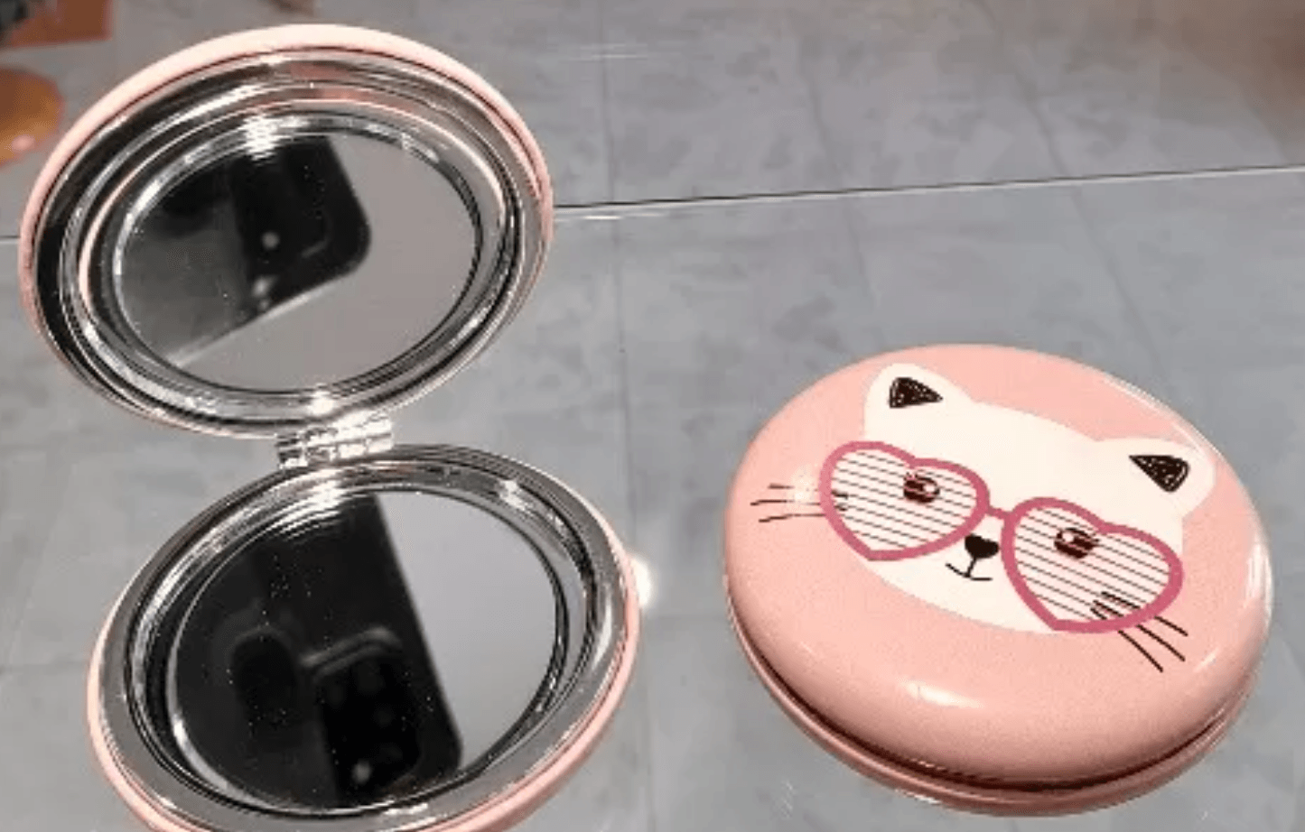 3032114955.png Specchietto da borsa in metallo e vetro - immagine 1